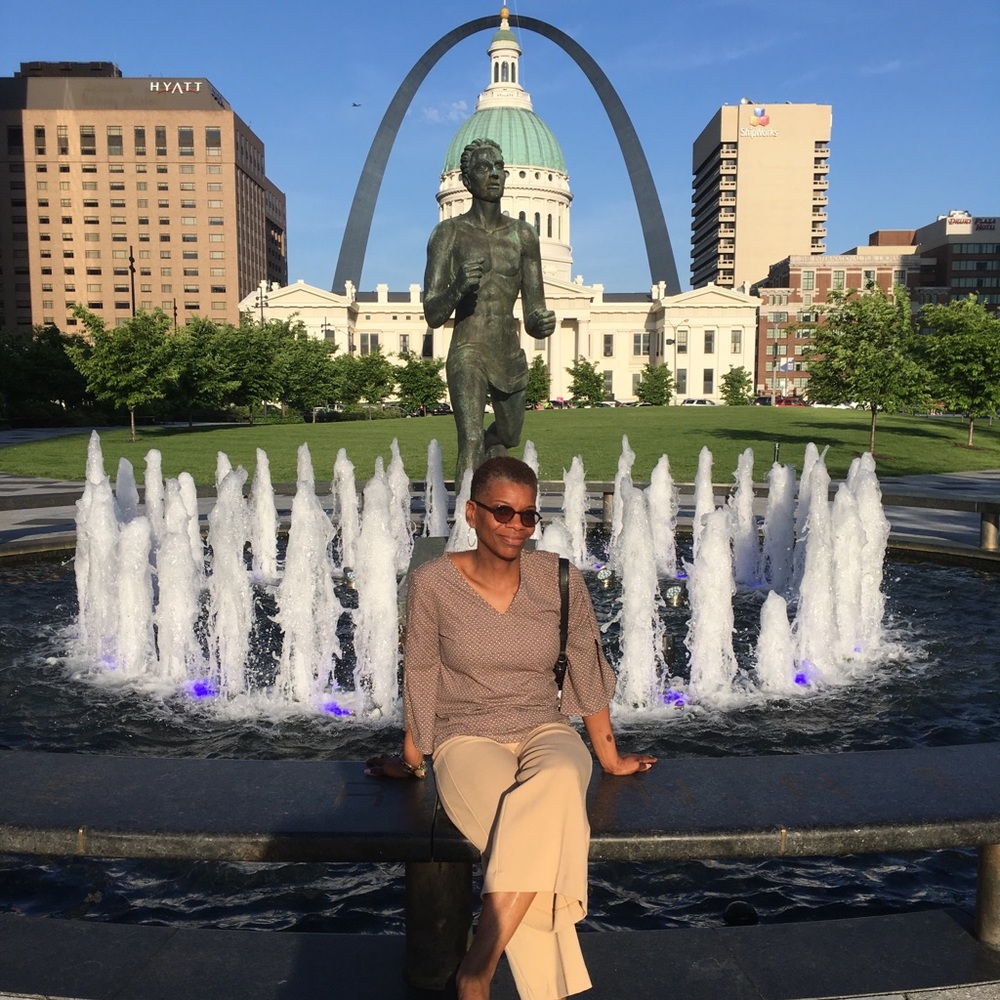 Meet your Posher, Antenette